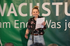 Poetry Slam der Europäischen Toleranzgespräche am 26. Mai 2023 in Fresach. Im Bild: Die Siegerin Estha Sackl.