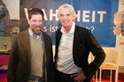 Volles Haus in Fresach: Die 10. Europ. Toleranzgespräche wurden am Donnerstag in der evangelischen Kirche feierlich eröffnet und danach im Toleranzmuseum fortgesetzt. Im Bild Matthew Karnitschnig (Politico) und Wilfried Seywald.