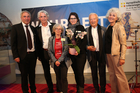 Toleranzpreisträger des Abends v.l.n.r. Superintendent Manfred Sauer, Programmdirektor Wilfried Seywald, Museumsteam mit Doris Weinelt und Margarethe Prinz-Büchl sowie Kuratoriumspräsident Hannes Swoboda.