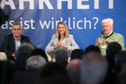 Mit dem Wirtschaftsforum und der Frage 