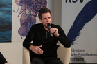 Das Wirtschaftsforum befasste sich mit dem Dilemma von Unternehmen zwischen volatilen Märkten und erratischen Mächten. Am Vormittag ging es um Strategien im Umgang mit BigTech, Bürokratie und politischer Bevormundung. Im Bild: Netzforscher Martin Andree.