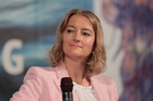 Das Wirtschaftsforum befasste sich mit dem Dilemma von Unternehmen zwischen volatilen Märkten und erratischen Mächten. Am Vormittag ging es um Strategien im Umgang mit BigTech, Bürokratie und politischer Bevormundung. Im Bild: Sonja Sagmeister.