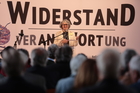 Europaforum Fresach. Begrüßung durch Denk.Raum.Fresach-Obfrau Andrea Mattioli.