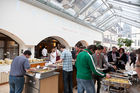 (C) fotodienst / Johannes Hloch
Altlengbach, 25.01.2011.
Bereits zum sechsten Mal findet die Quester-Akademie im Lengbacherhof statt. In einer spannenden Mischung aus Vorträgen, Workshops und Produktschulungen können sich die Quester-Mitarbeiter weiterbilden und untereinander vernetzen.